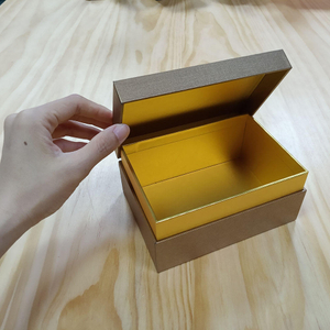 kraft brown paper box