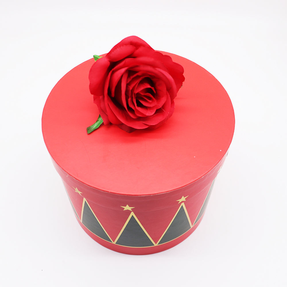 gift wrapping a tube